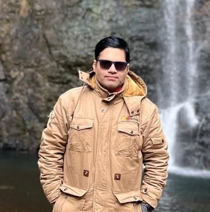 Dr. Manu Shrivastava